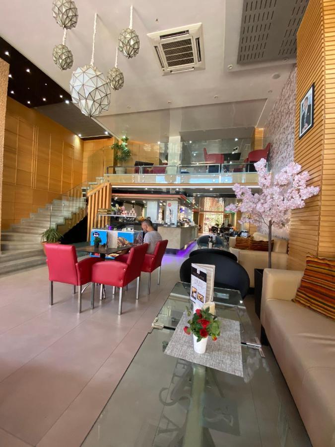 Hotel Velsatis ベニ・メラル エクステリア 写真
